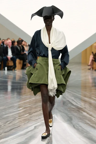 Look 45